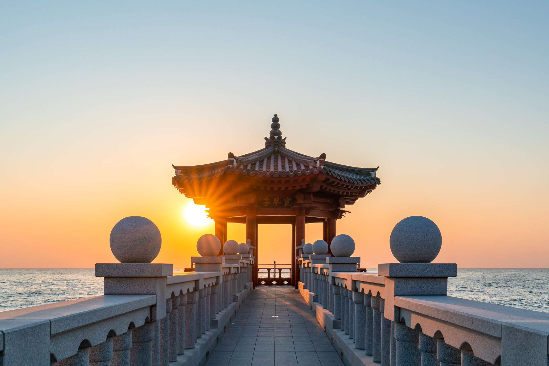 灵琴亭正面全景